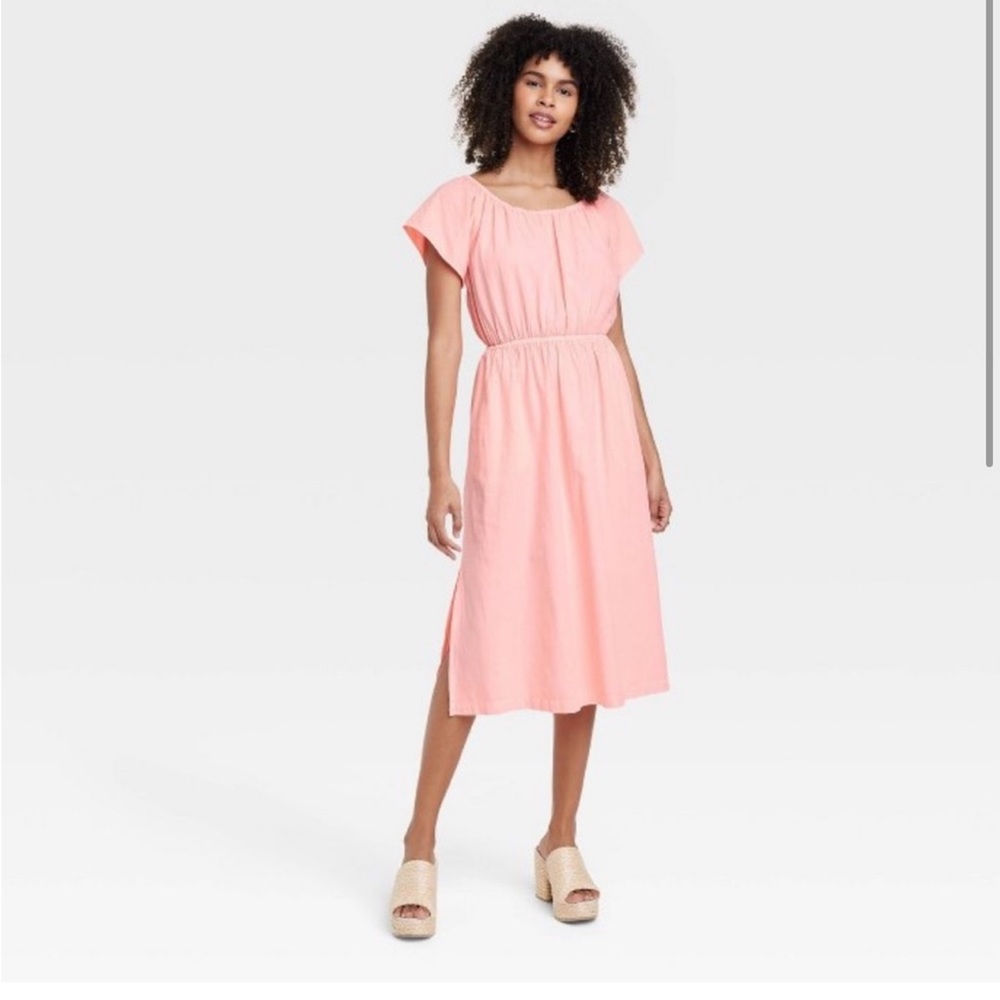 NWOT Universal Thread back cutout midi dress